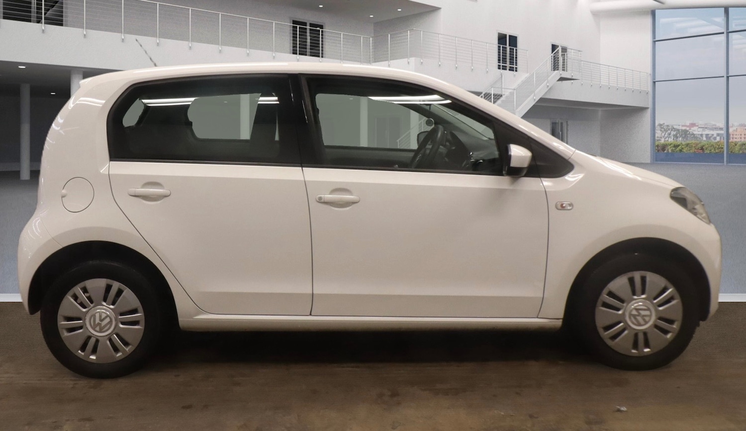 Used Volkswagen up! 2015 for sale - 77781847: Photo 5