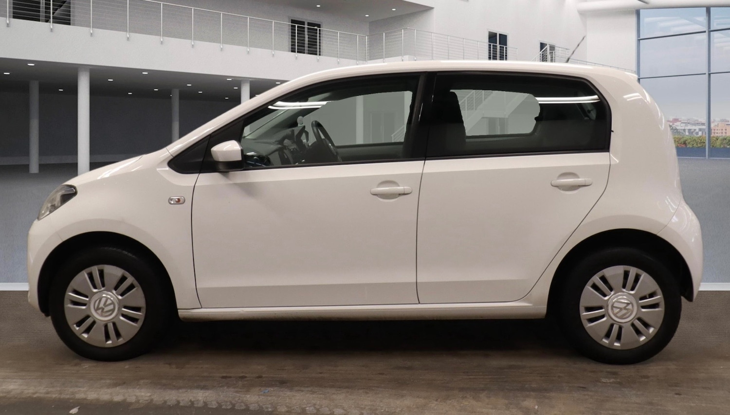 Used Volkswagen up! 2015 for sale - 77781847: Photo 6