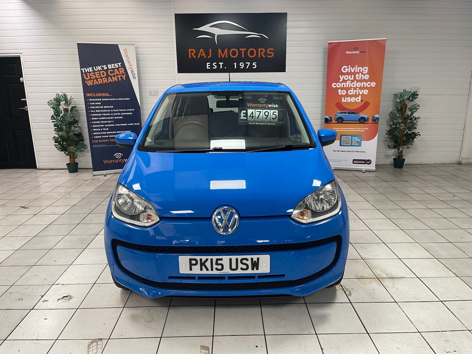 Used Volkswagen up! 2015 for sale - 77220291: Photo 2
