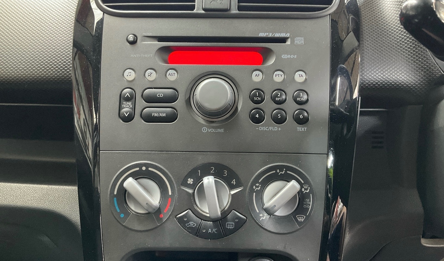 Used Suzuki Splash 2013 for sale - 78103418: Photo 10