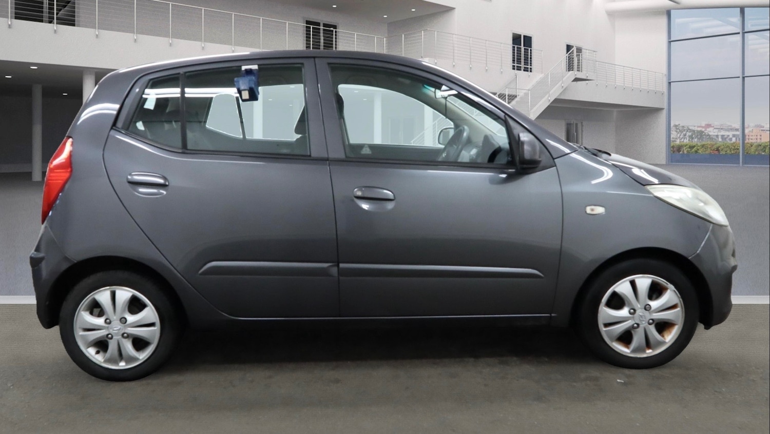 Used Hyundai i10 2013 for sale - 76718757: Photo 5