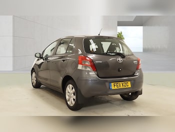 Used Toyota Yaris 2011 for sale - 78577920: Photo