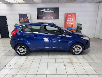 Used Ford Fiesta 2014 for sale - 79112061: Photo