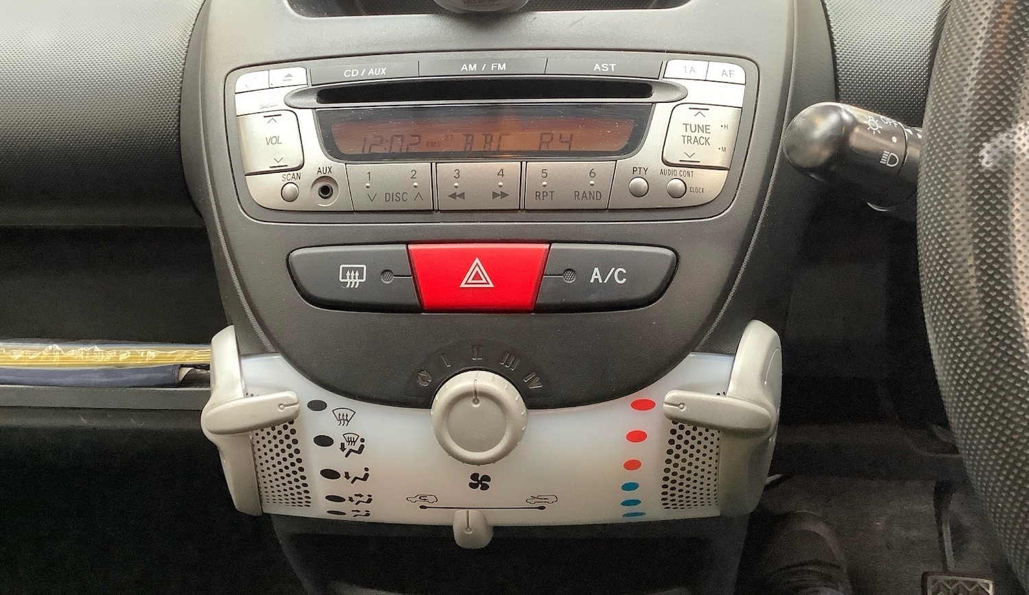 Used Peugeot 107 2012 for sale - 77888705: Photo 10