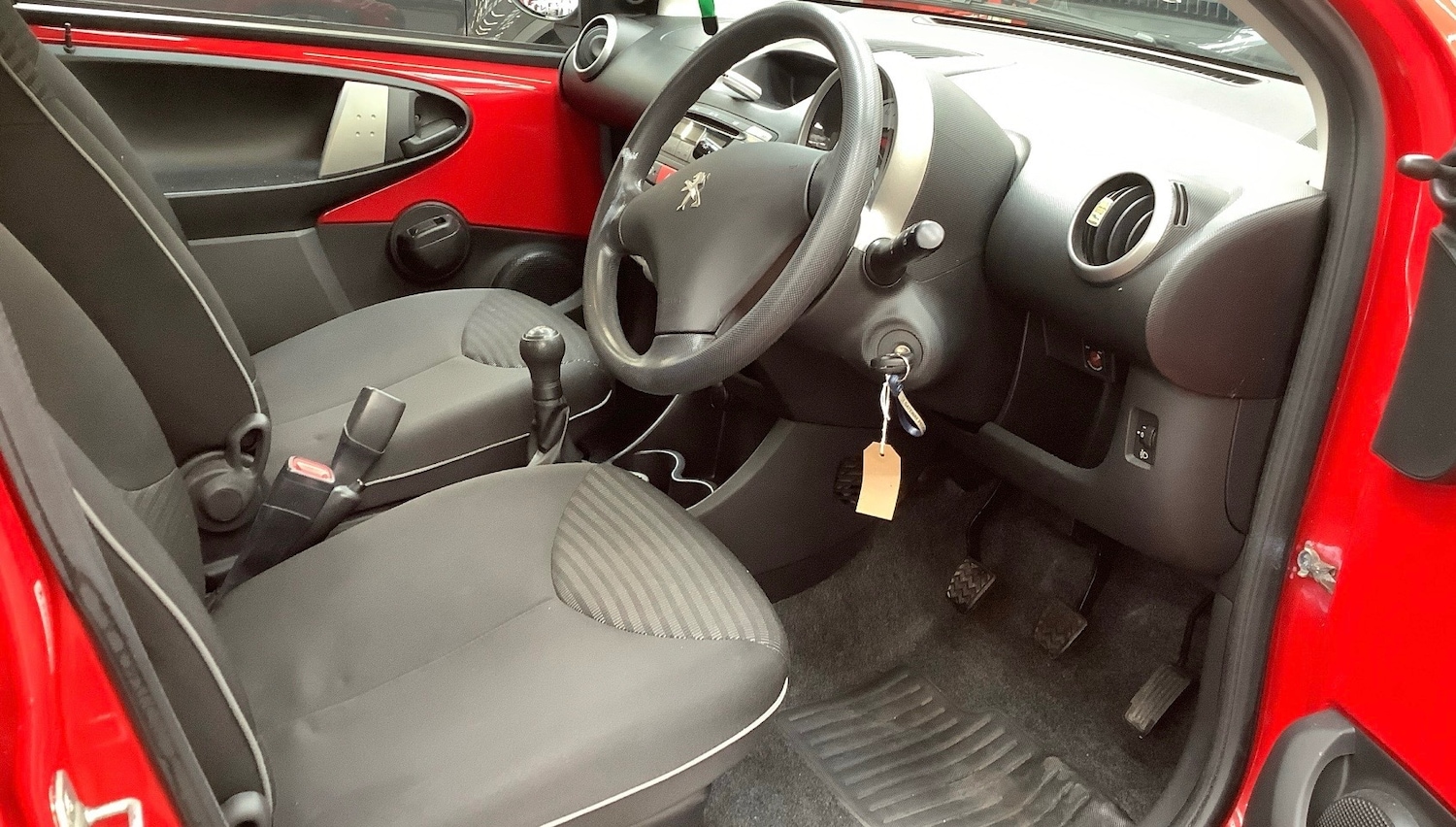 Used Peugeot 107 2012 for sale - 77888705: Photo 8
