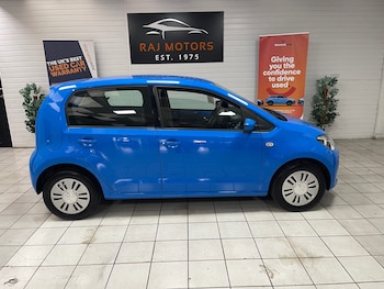 Used Volkswagen up! 2015 for sale - 76162179: Photo