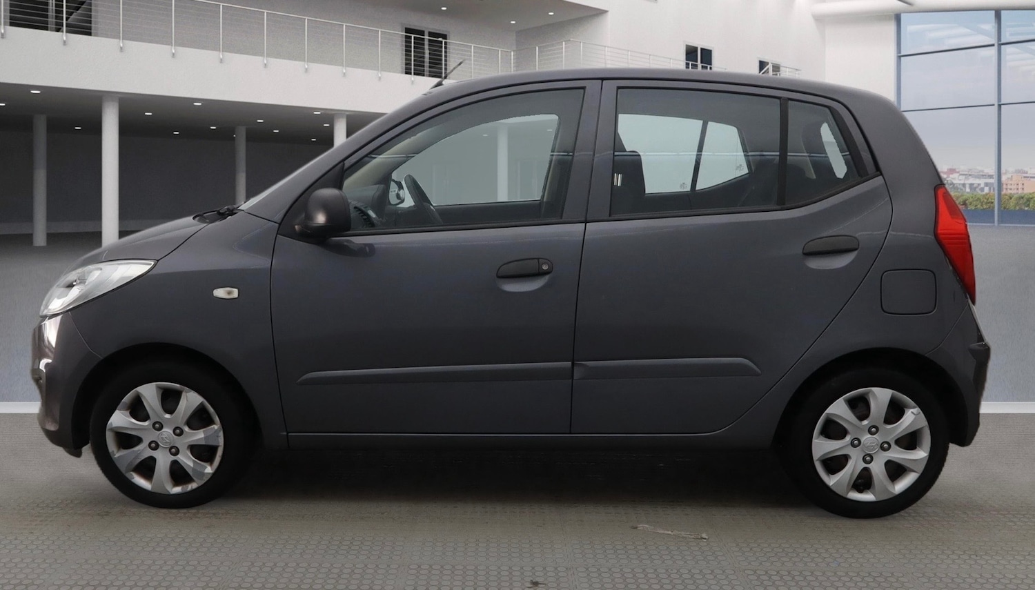 Used Hyundai i10 2014 for sale - 77494995: Photo 6