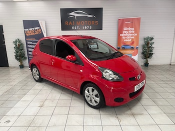 Used Toyota AYGO 2011 for sale - 75567499: Photo