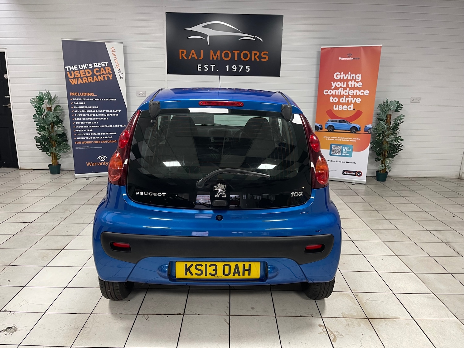 Used Peugeot 107 2013 for sale - 76734307: Photo 5