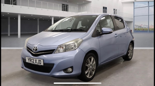 Used Toyota Yaris 2012 for sale - 76252306: Photo 1