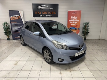 Used Toyota Yaris 2012 for sale - 76252306: Photo