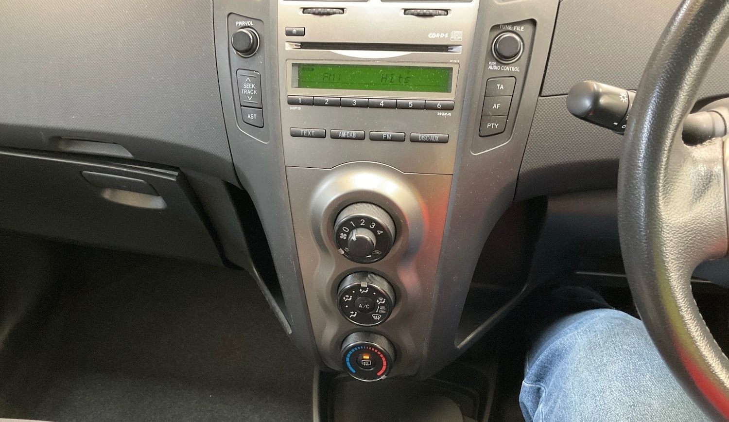 Used Toyota Yaris 2009 for sale - 78042361: Photo 10