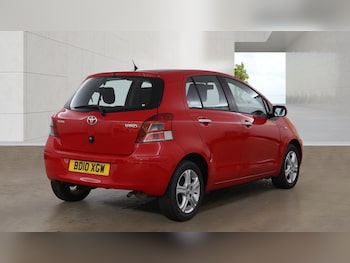 Used Toyota Yaris 2010 for sale - 79523549: Photo