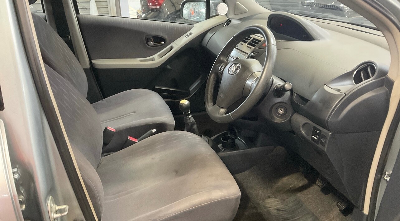 Used Toyota Yaris 2009 for sale - 77001610: Photo 5