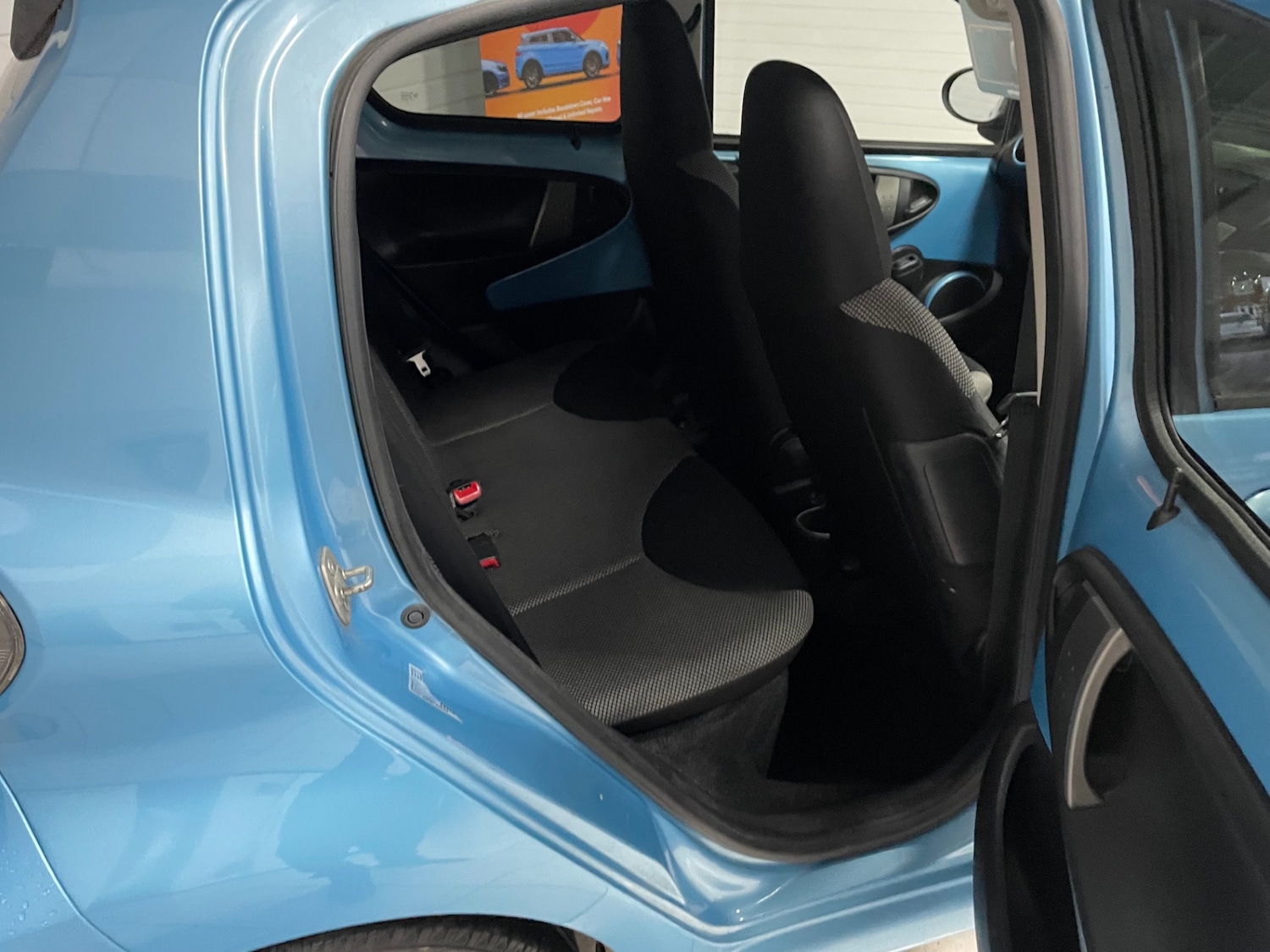 Used Toyota AYGO 2014 for sale - 76403283: Photo 11