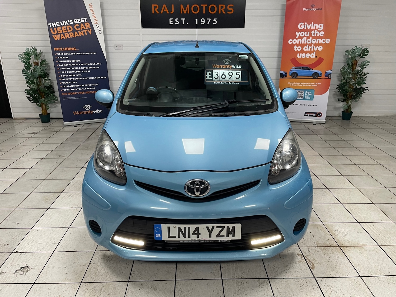 Used Toyota AYGO 2014 for sale - 76403283: Photo 6