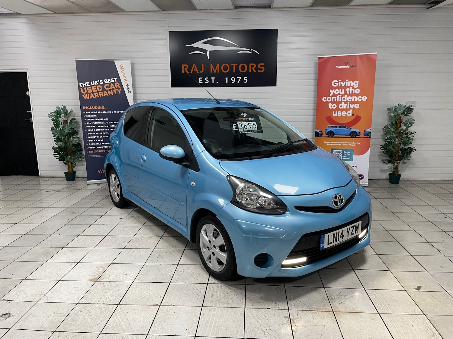 Used Toyota AYGO 2014 for sale - 76403283: Photo 7