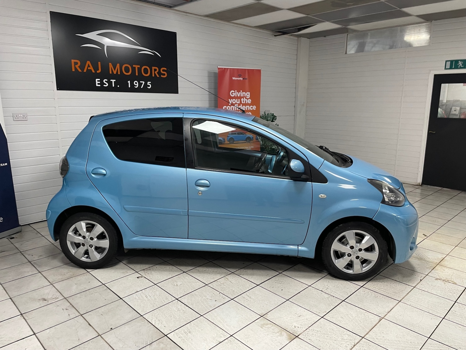 Used Toyota AYGO 2014 for sale - 76403283: Photo 9