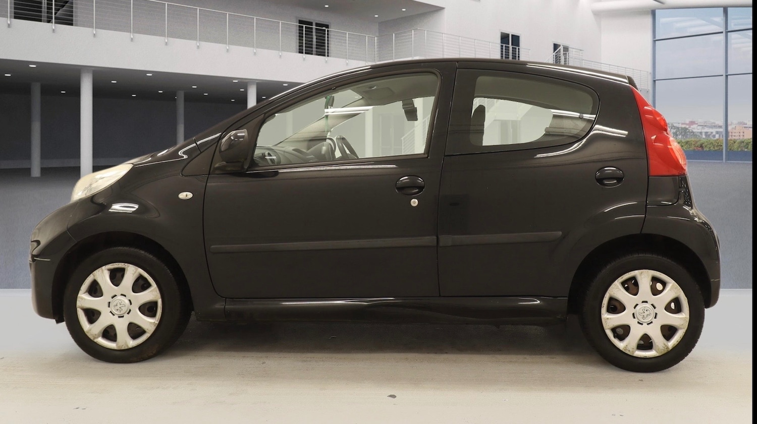 Used Peugeot 107 2009 for sale - 77326626: Photo 6