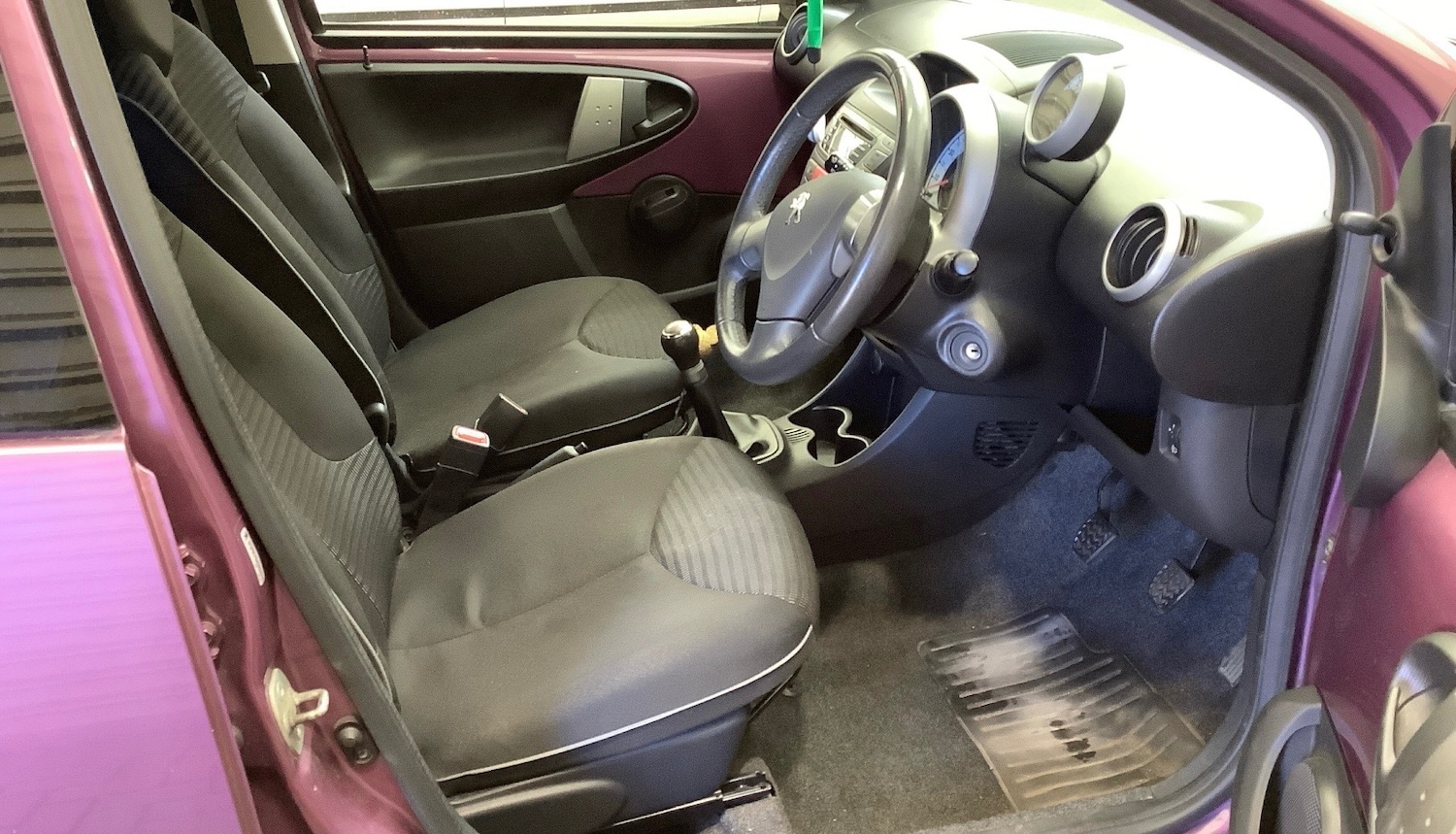 Used Peugeot 107 2012 for sale - 77988807: Photo 9