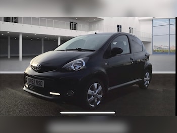 2012 (62) - 1.0 VVT-i Fire 5dr