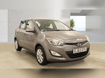 Used Hyundai i20 2012 for sale - 78903102: Photo
