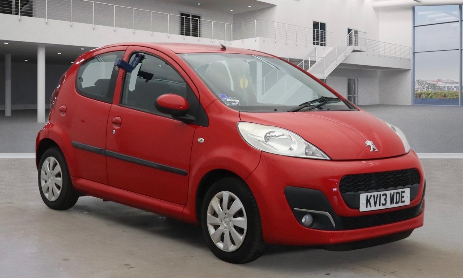 Used Peugeot 107 2013 for sale - 77921250: Photo 2
