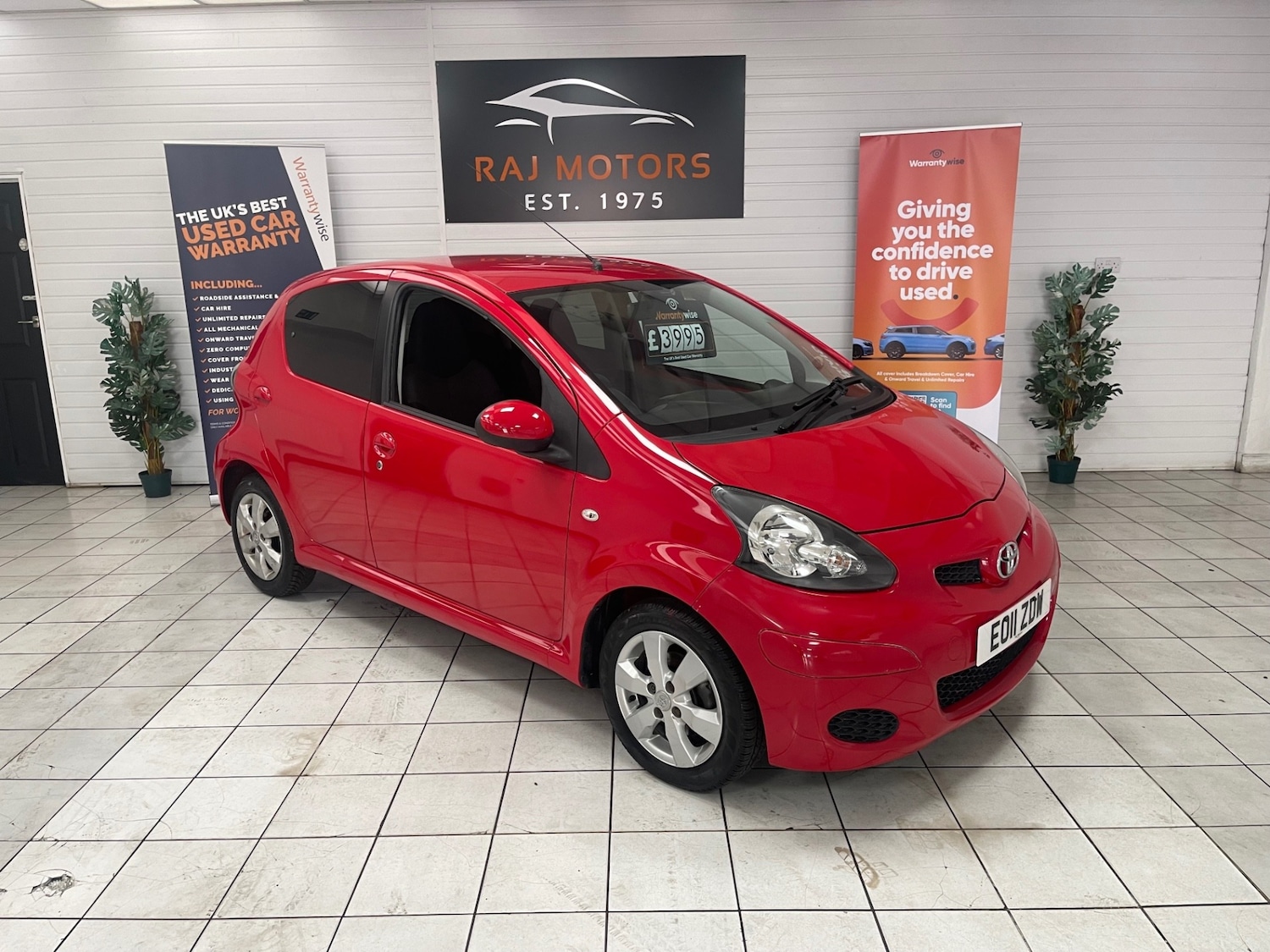 Used Toyota AYGO 2011 for sale - 77206937: Photo 3