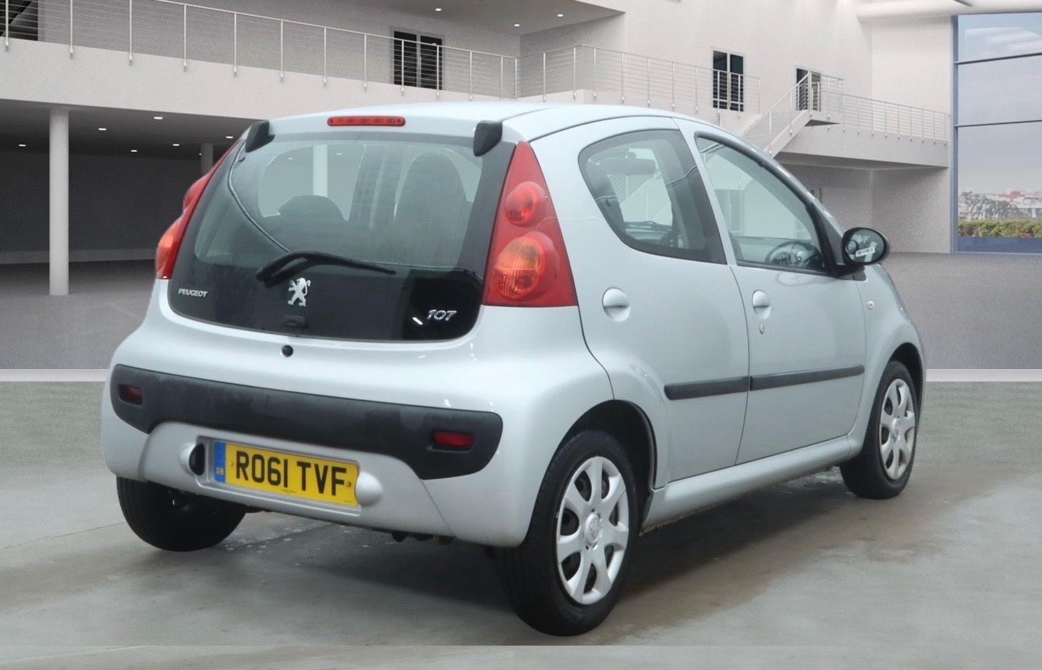 Used Peugeot 107 2011 for sale - 77502856: Photo 4