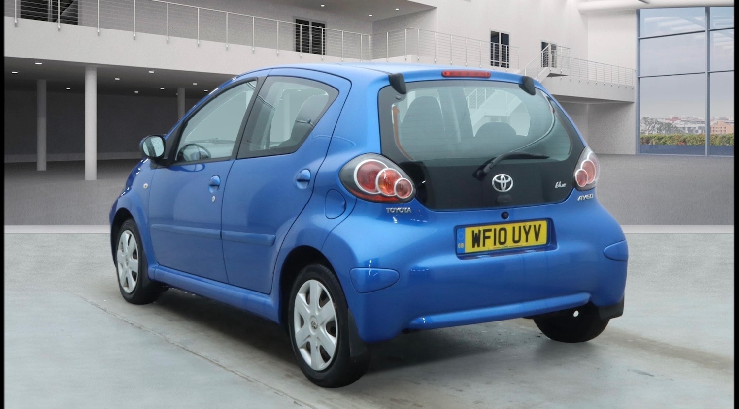 Used Toyota AYGO 2010 for sale - 77381228: Photo 3