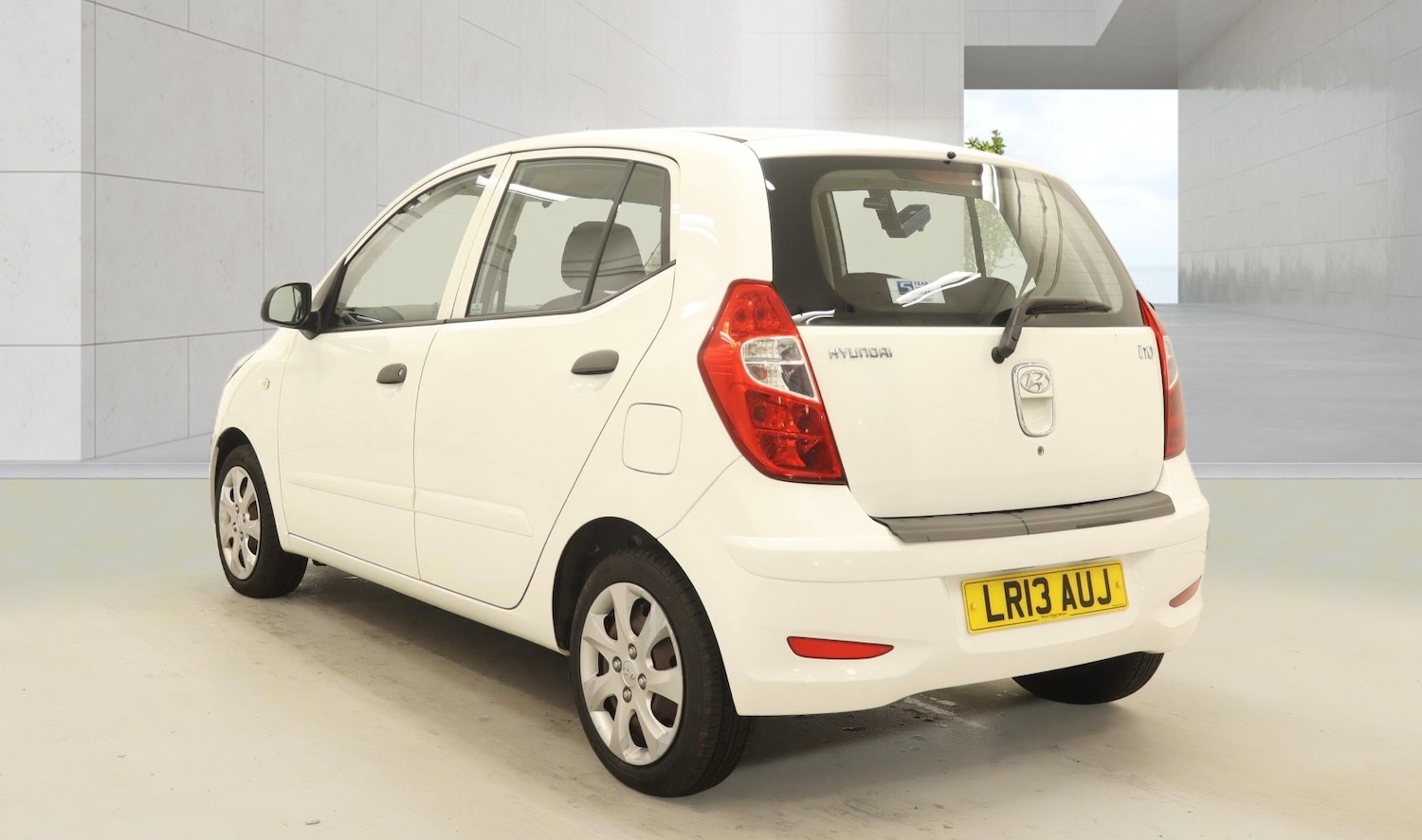 Used Hyundai i10 2013 for sale - 78124821: Photo 3
