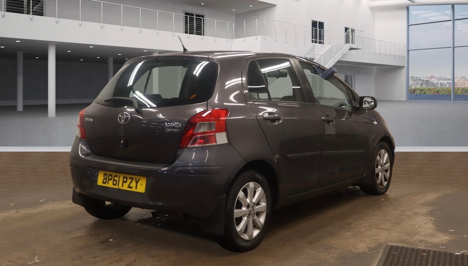 Used Toyota Yaris 2011 for sale - 77445765: Photo 4