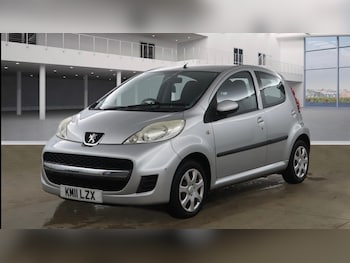 2011 (11) - 1.0 Urban 5dr