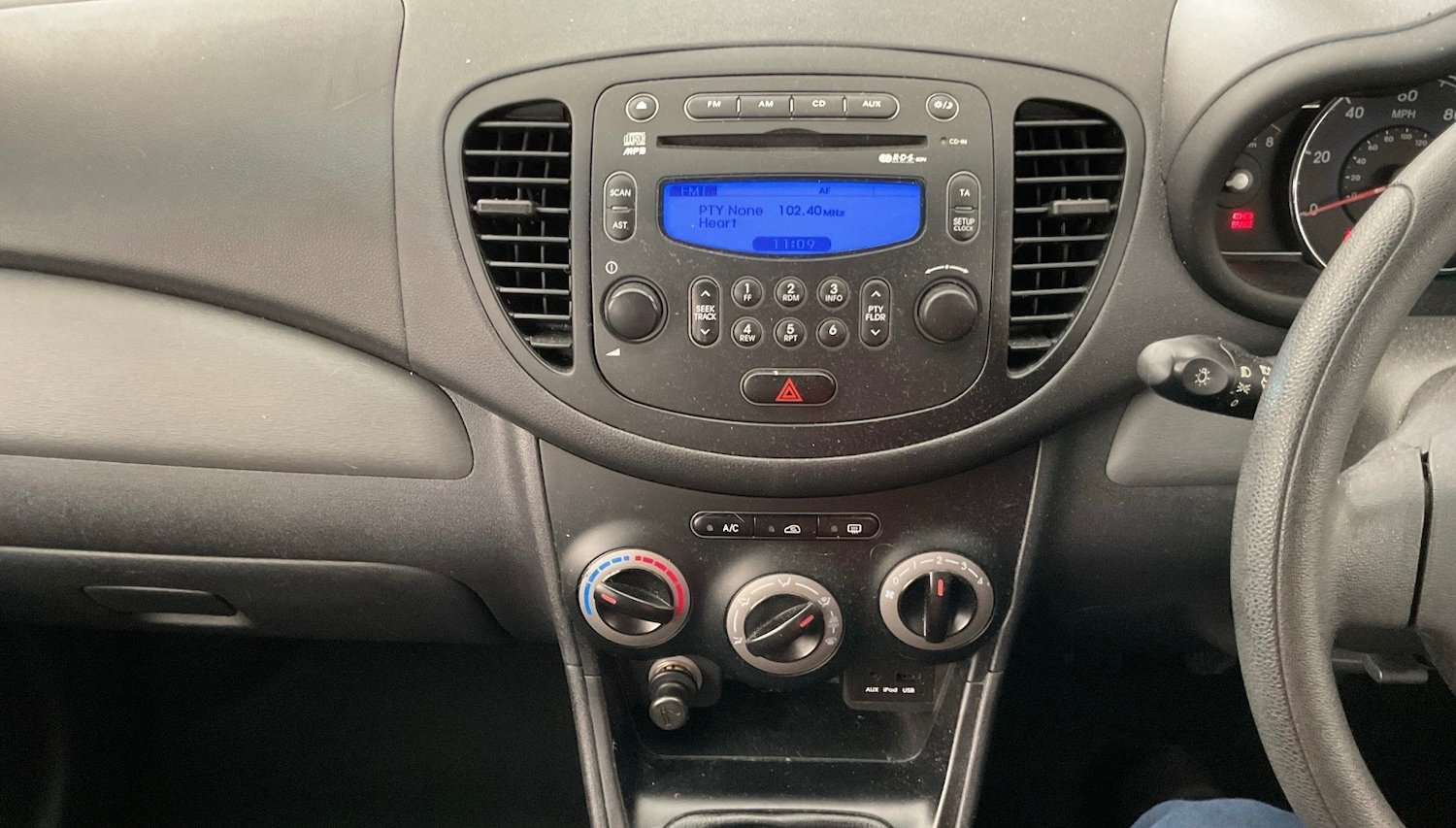 Used Hyundai i10 2013 for sale - 77819495: Photo 10