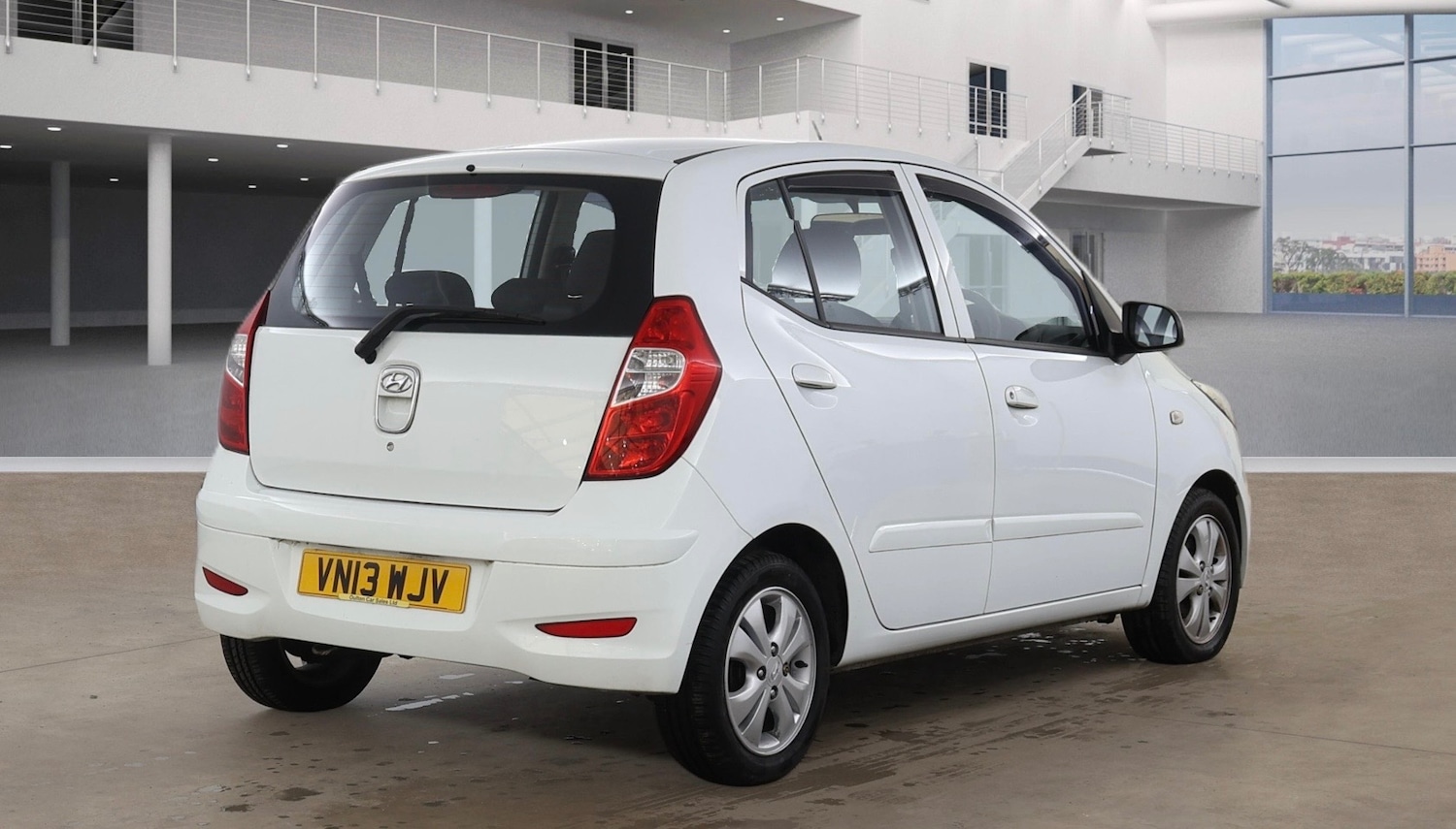 Used Hyundai i10 2013 for sale - 77819495: Photo 4