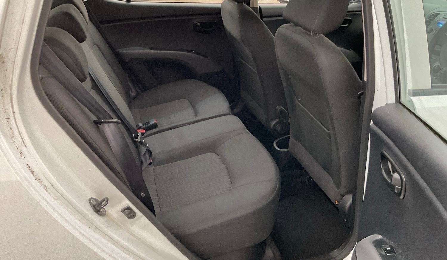 Used Hyundai i10 2013 for sale - 77819495: Photo 8