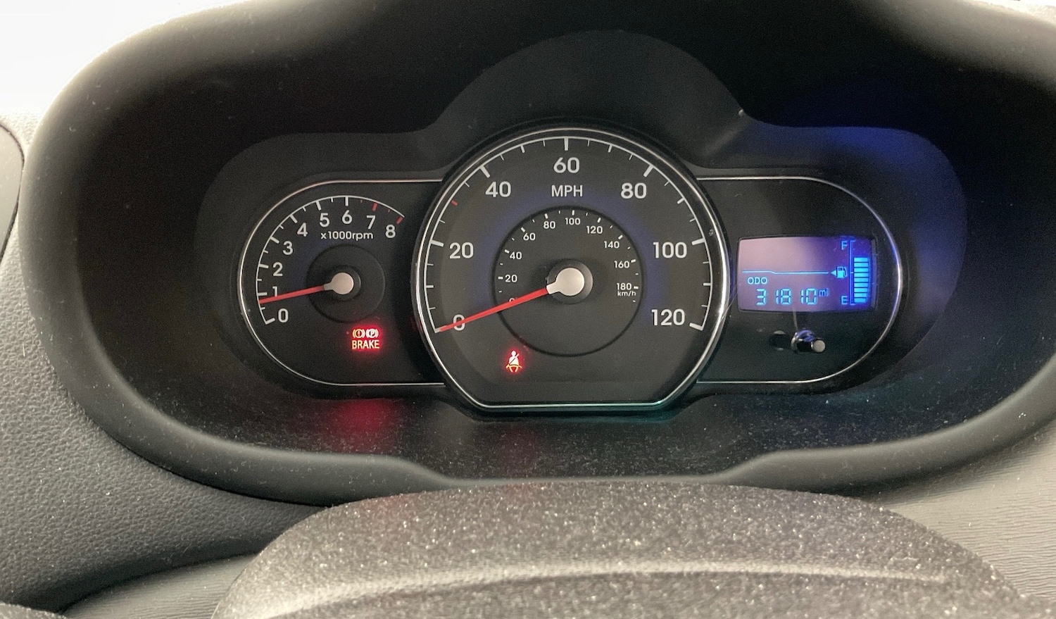 Used Hyundai i10 2013 for sale - 77819495: Photo 9