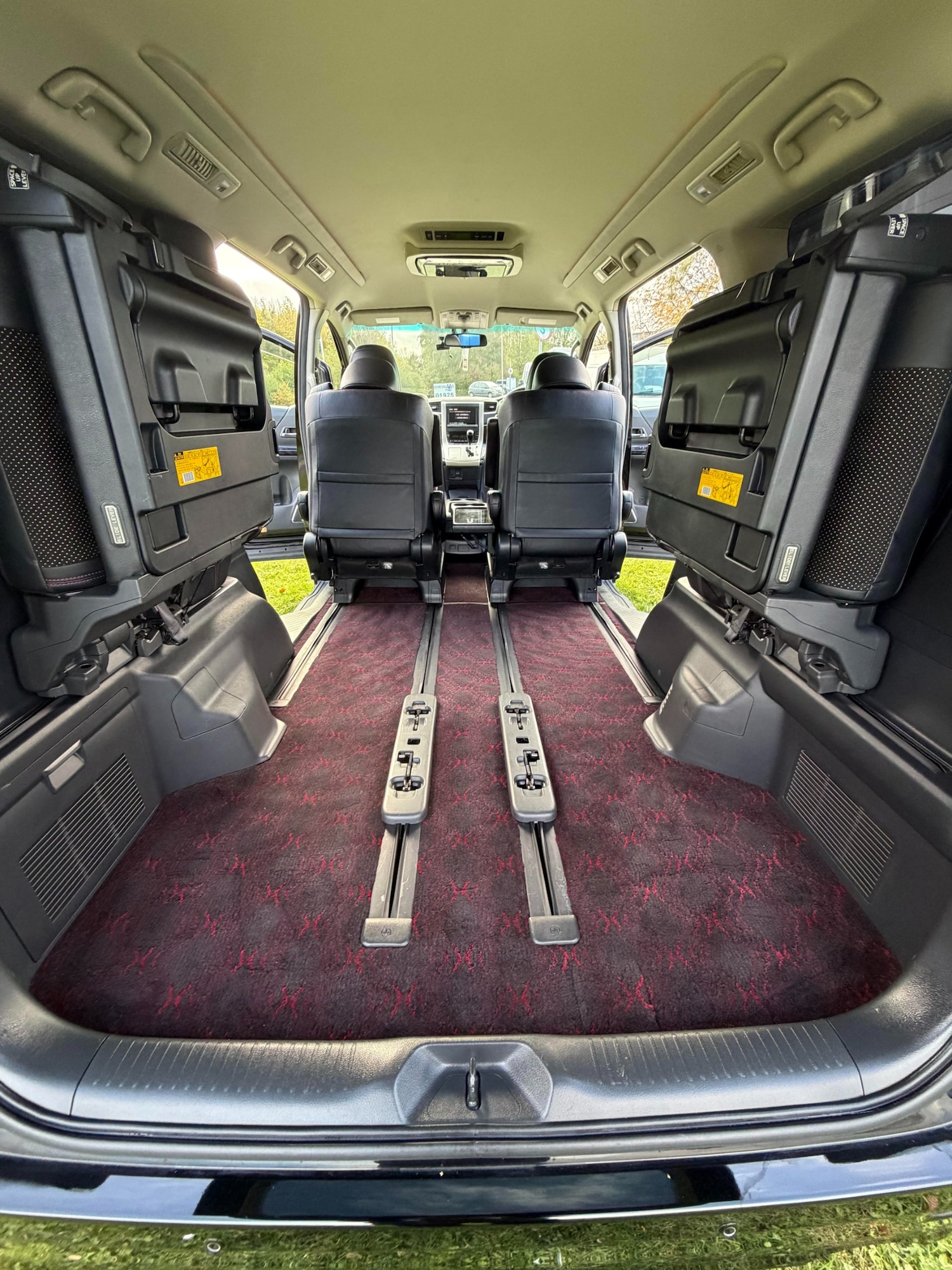 Used Toyota Vellfire 2014 for sale - 76354986: Photo 17