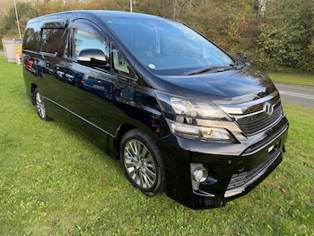 2014 - 7 SEATER 5-Door