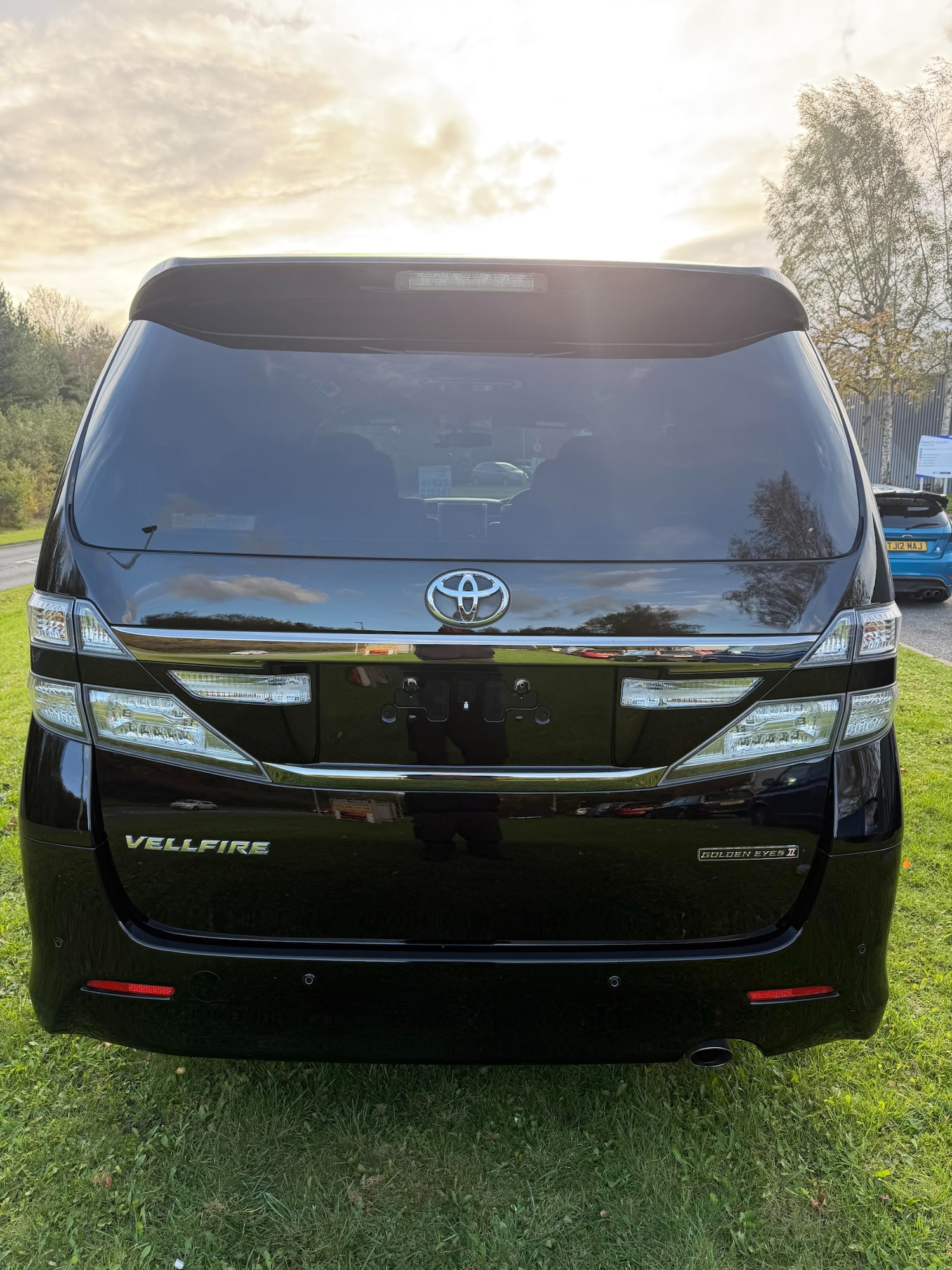 Used Toyota Vellfire 2014 for sale - 76354986: Photo 30