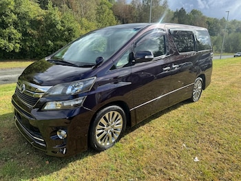 Used Toyota Vellfire 2013 for sale - 75712162: Photo