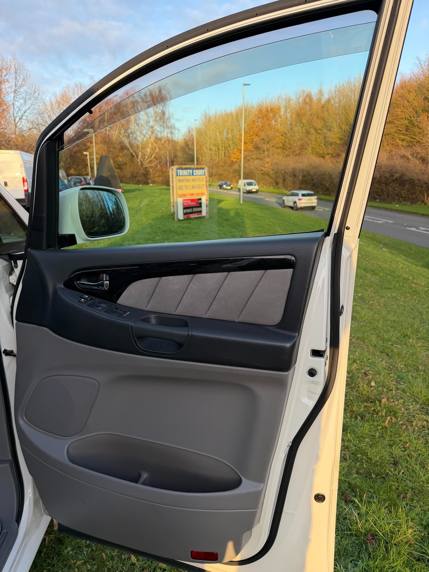 Used Toyota Alphard 2006 for sale - 76818143: Photo 21