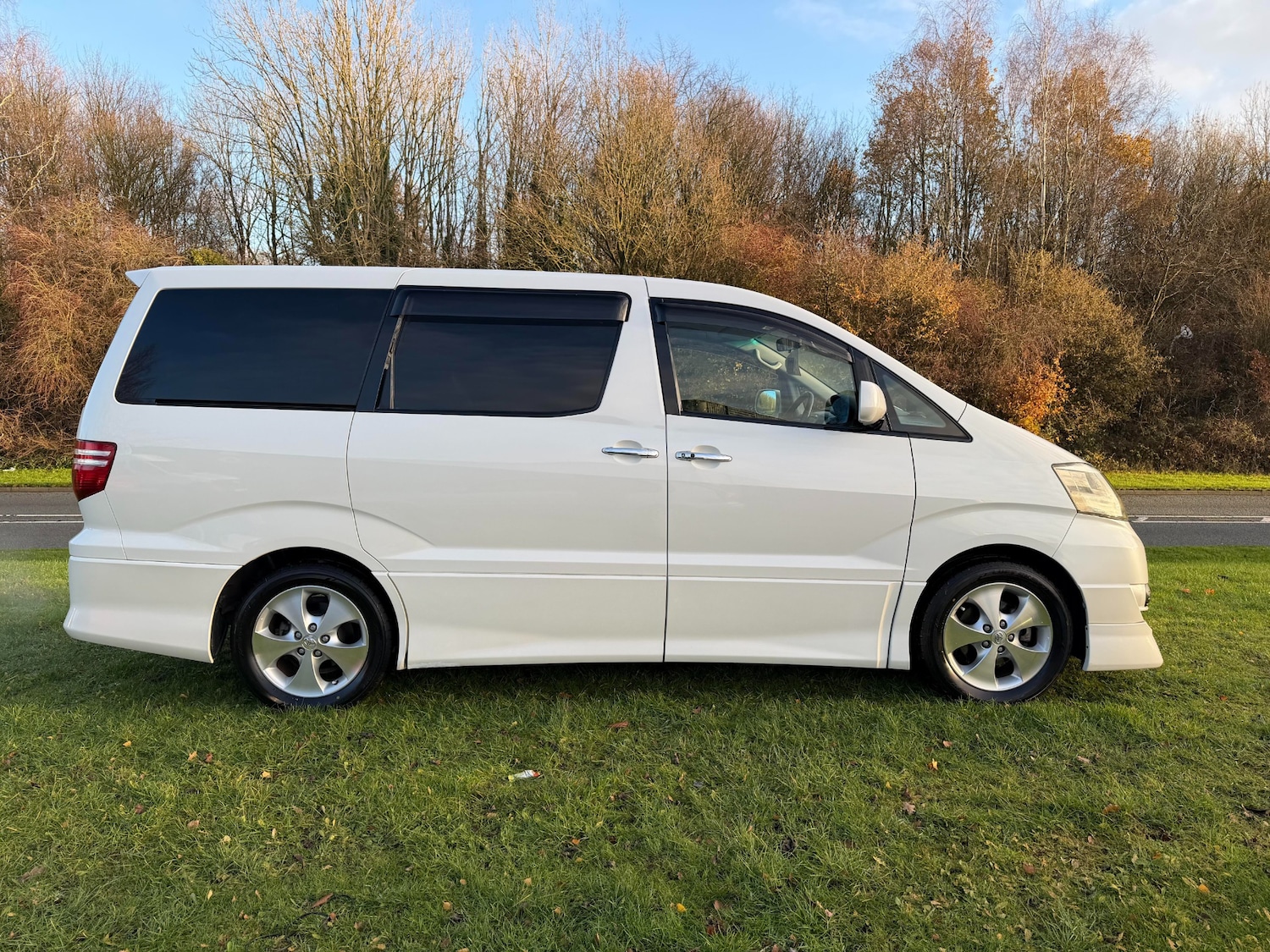 Used Toyota Alphard 2006 for sale - 76818143: Photo 5