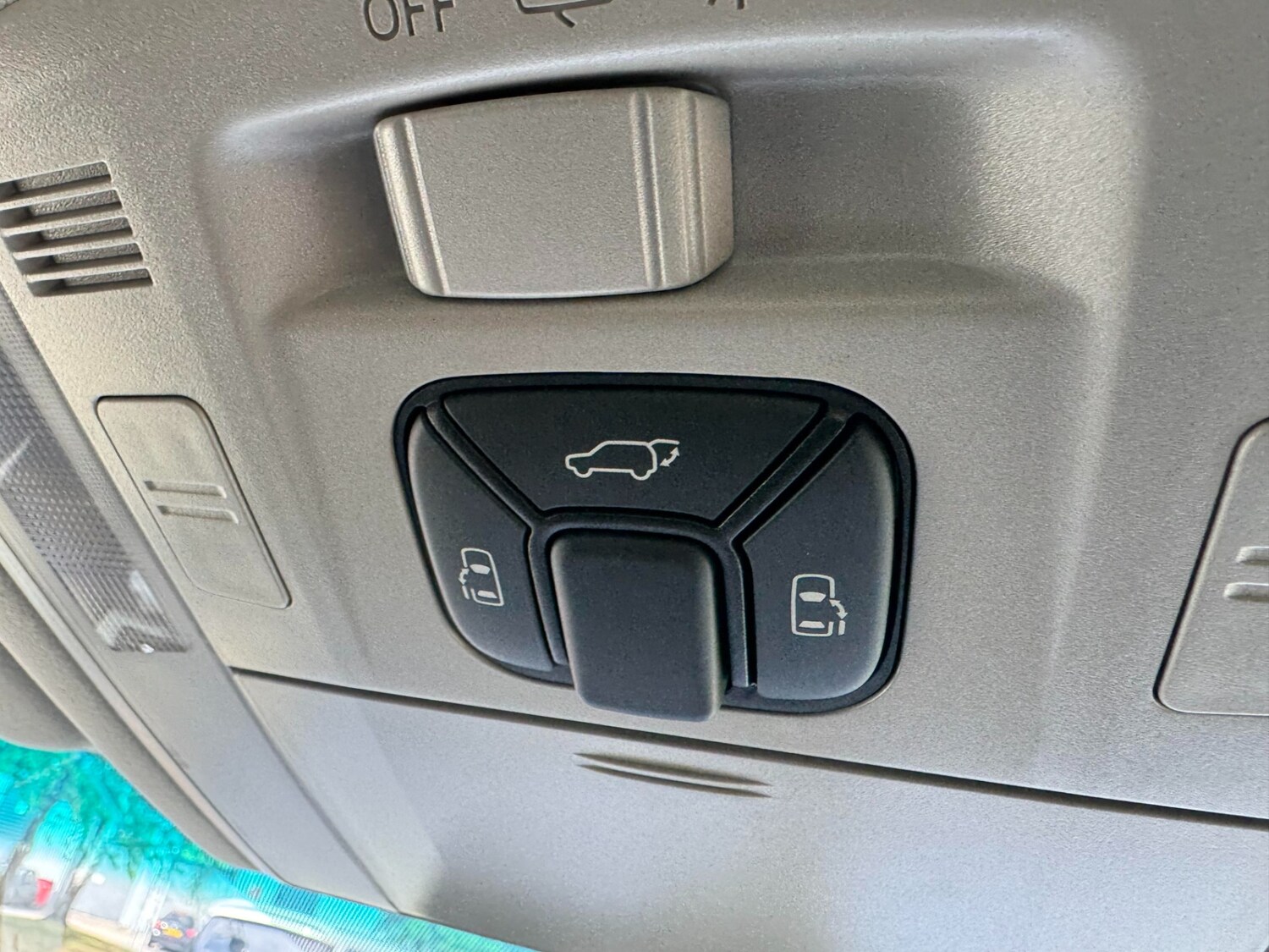 Used Toyota Vellfire 2014 for sale - 75712185: Photo 23