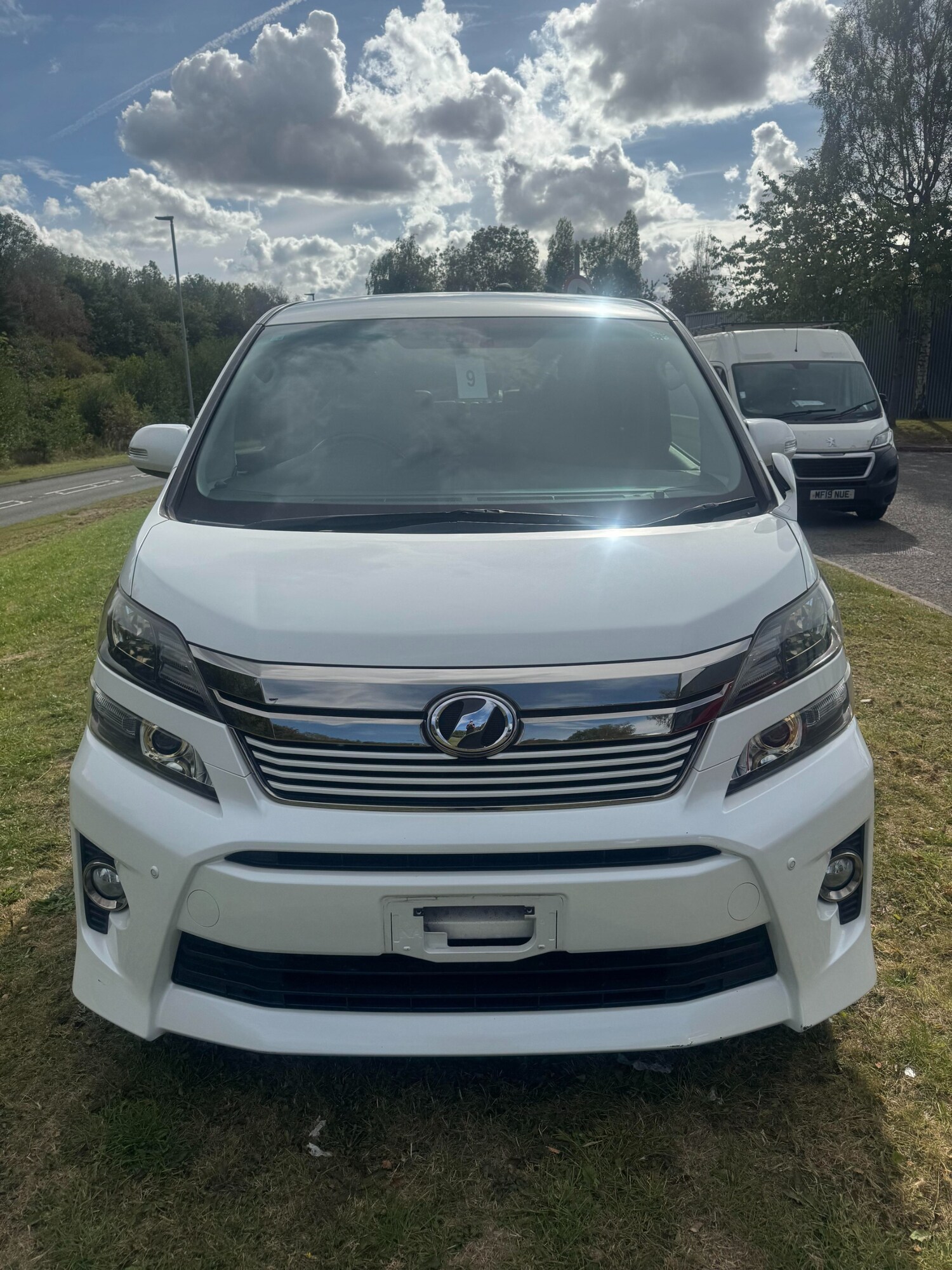 Used Toyota Vellfire 2014 for sale - 75712185: Photo 41