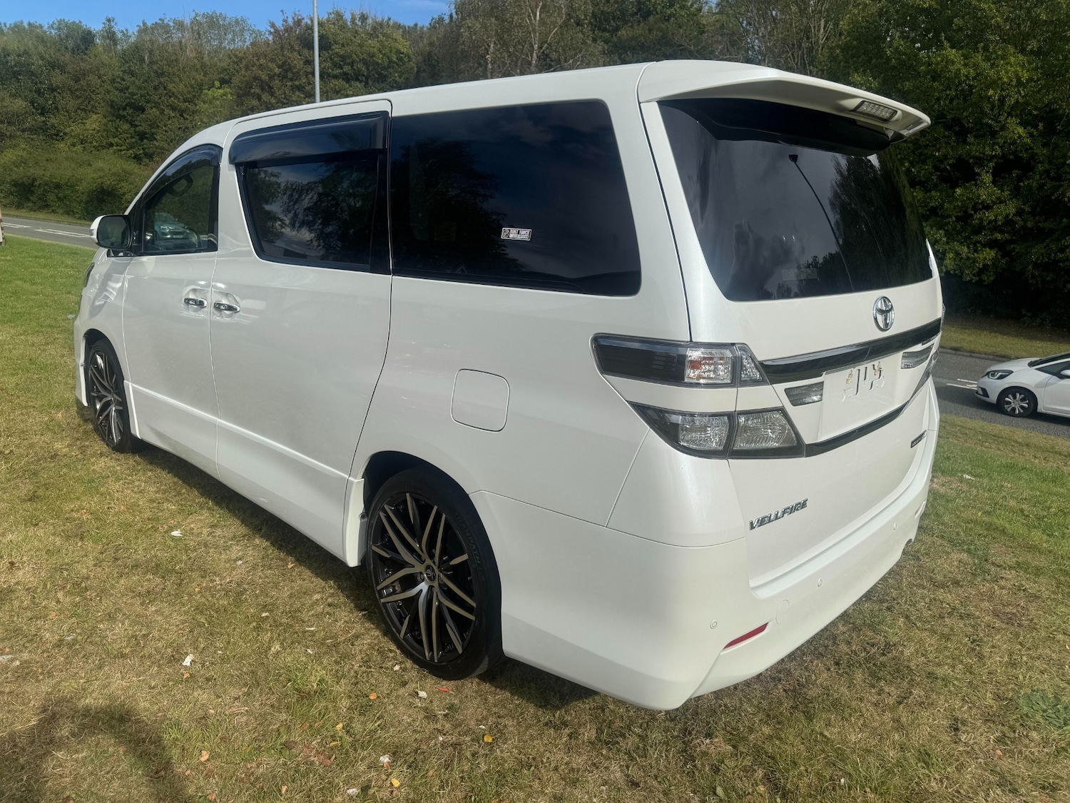 Used Toyota Vellfire 2014 for sale - 75712185: Photo 6