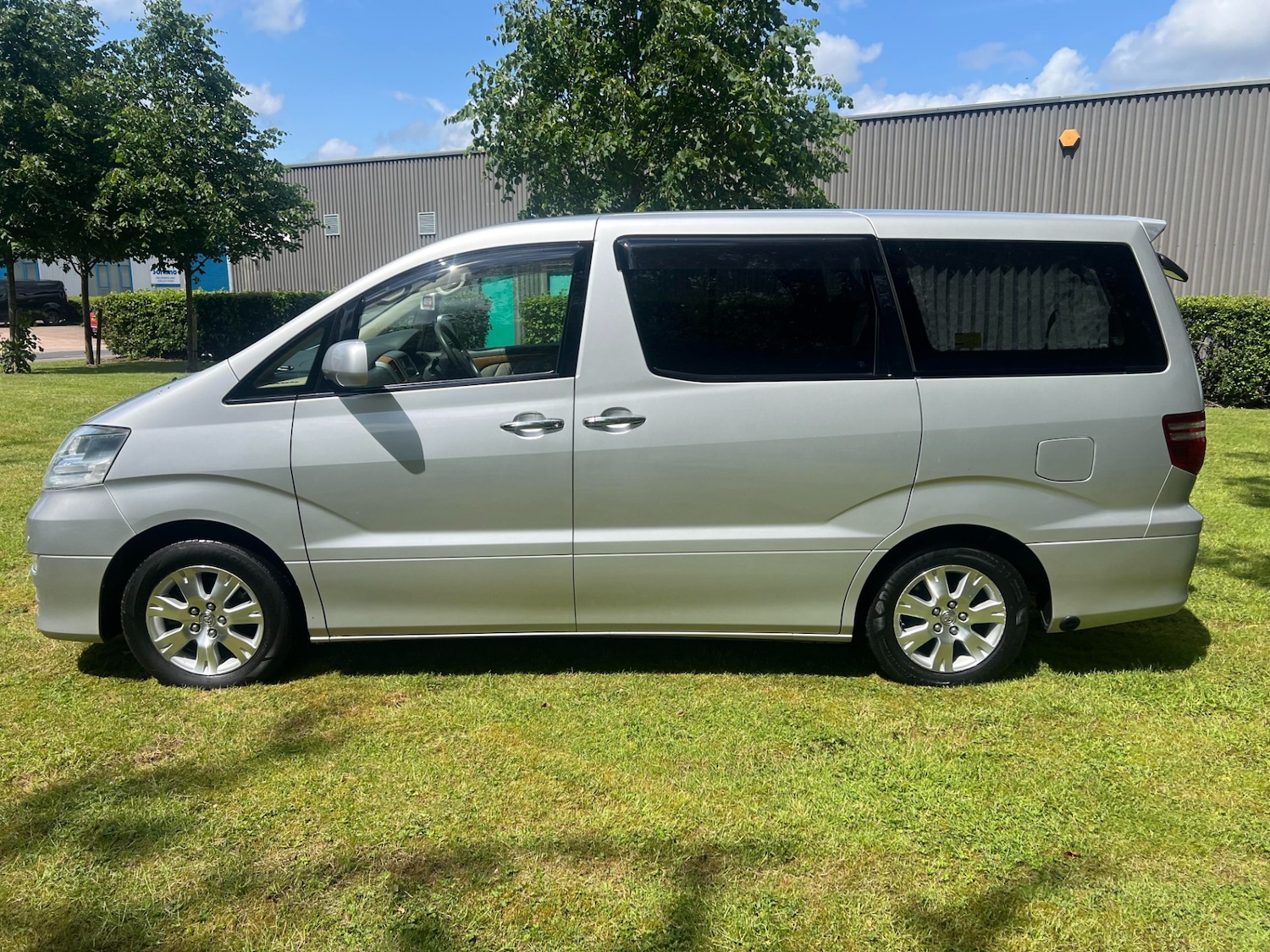 Used Toyota Alphard 2007 for sale - 77198491: Photo 5