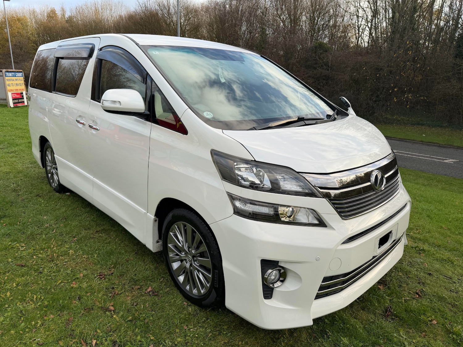 Used Toyota Vellfire 2025 for sale - 76766889: Photo 30