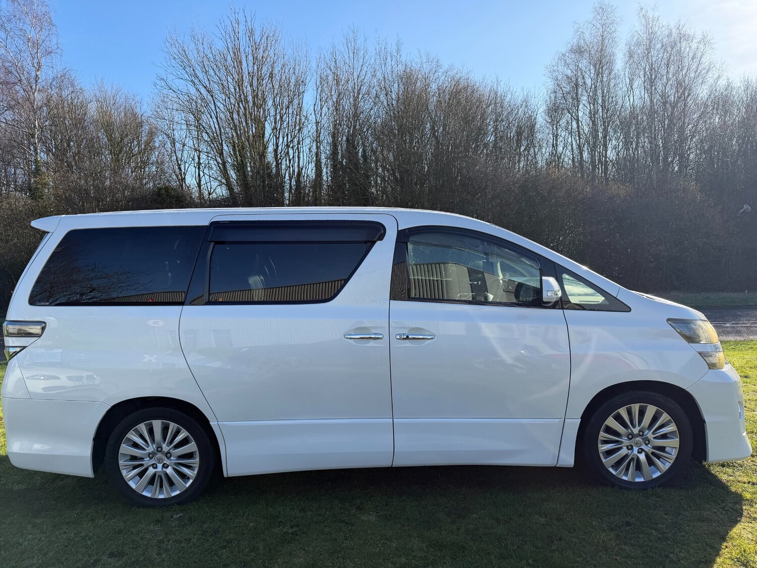 Used Toyota Vellfire 2012 for sale - 77569746: Photo 23