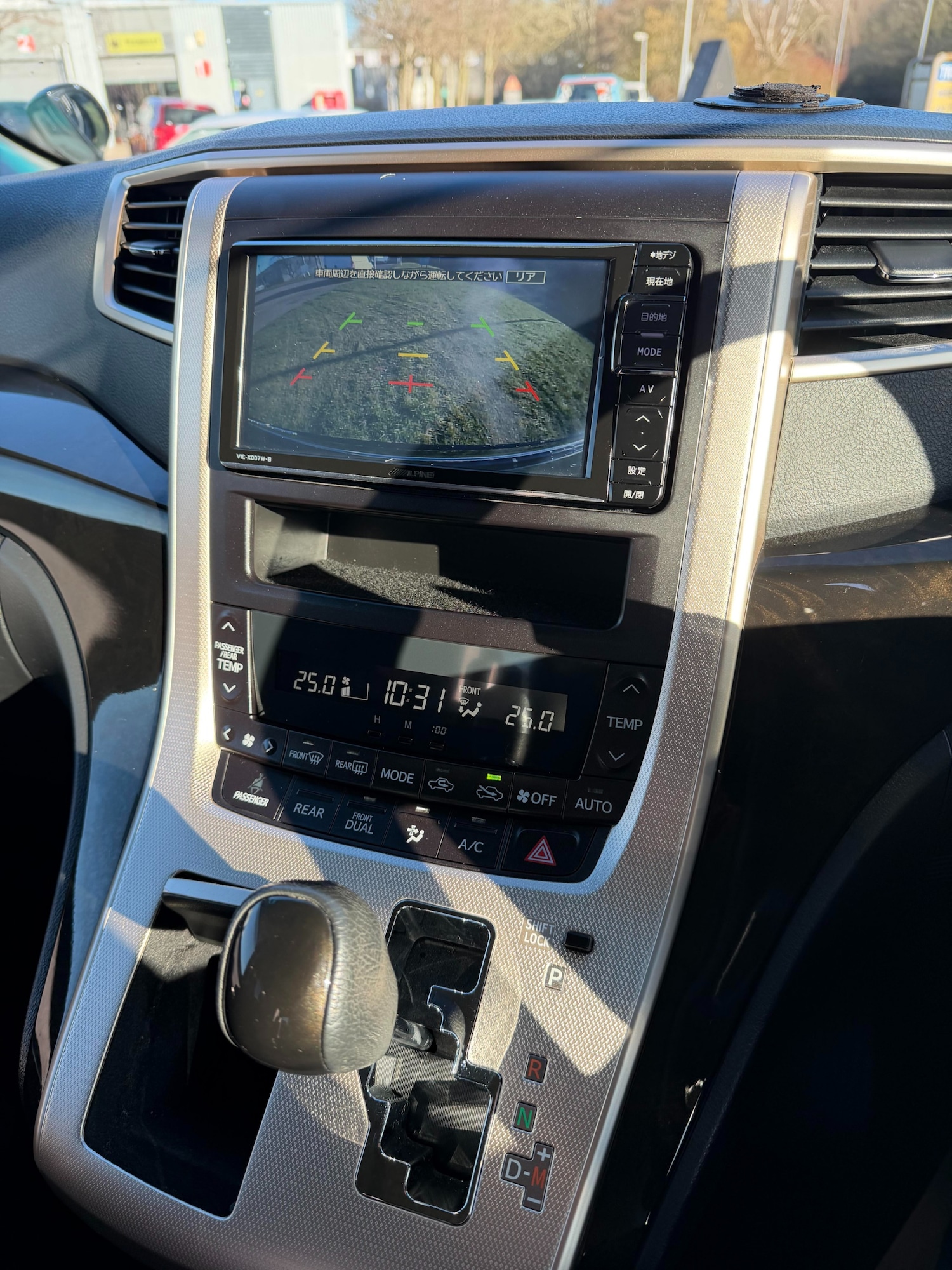 Used Toyota Vellfire 2012 for sale - 77556061: Photo 25